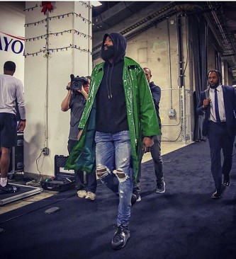 时频频漏人 时频频漏人